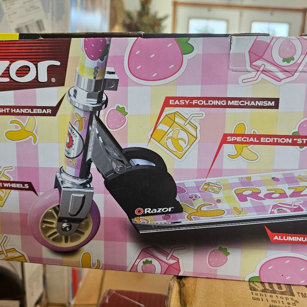 New Razor Kick Start Scooter